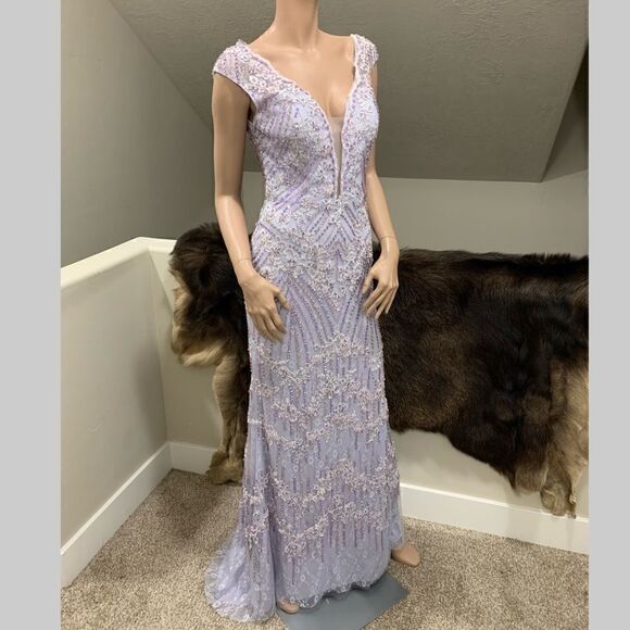 Gorgeous  Custom Embroidered Floral Lace With Beads & Sequins Fishtail Gown - Picture 5 of 15